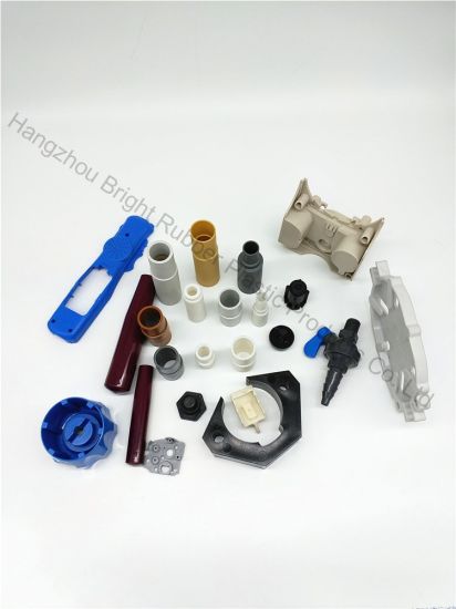定制高品质注塑塑料管接头